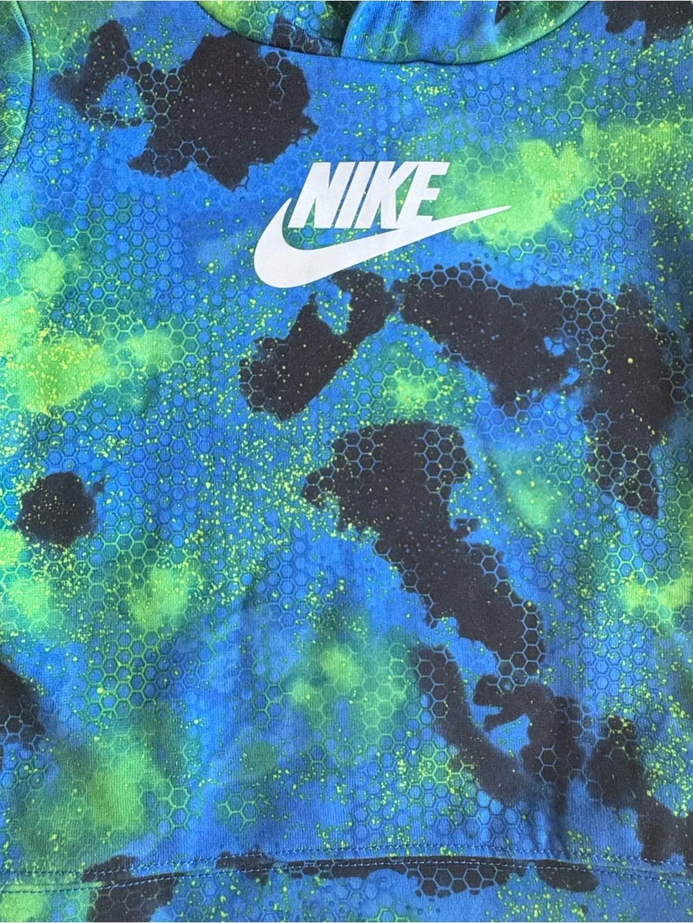 Nike Boys' Futura Reflective Graphic Fleece Hoodie in Black/Laser Blue 2/3